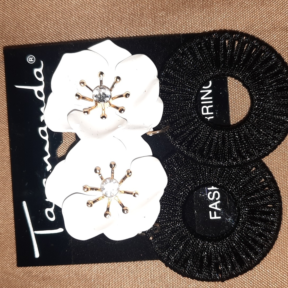 Fashion earrings